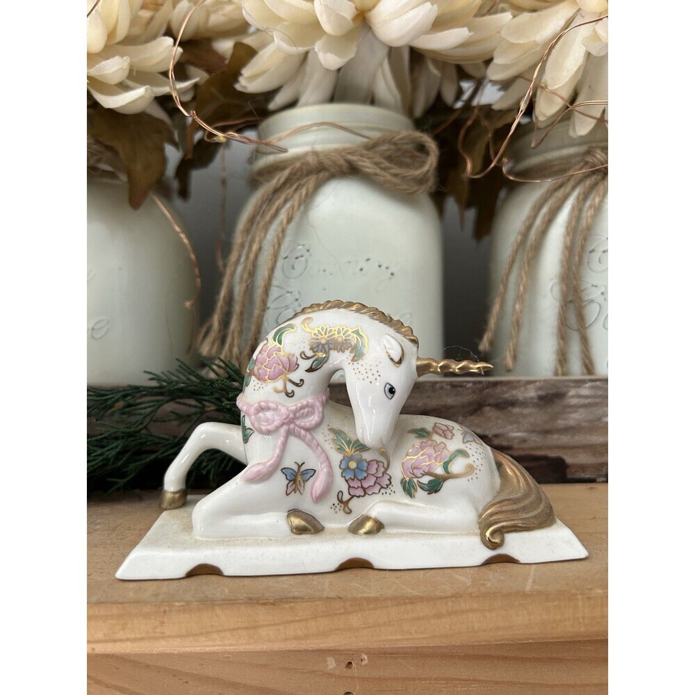 Franklin Mint 1991 Treasury of Unicorns Rare Satsuma Japan Porcelain Unicorn